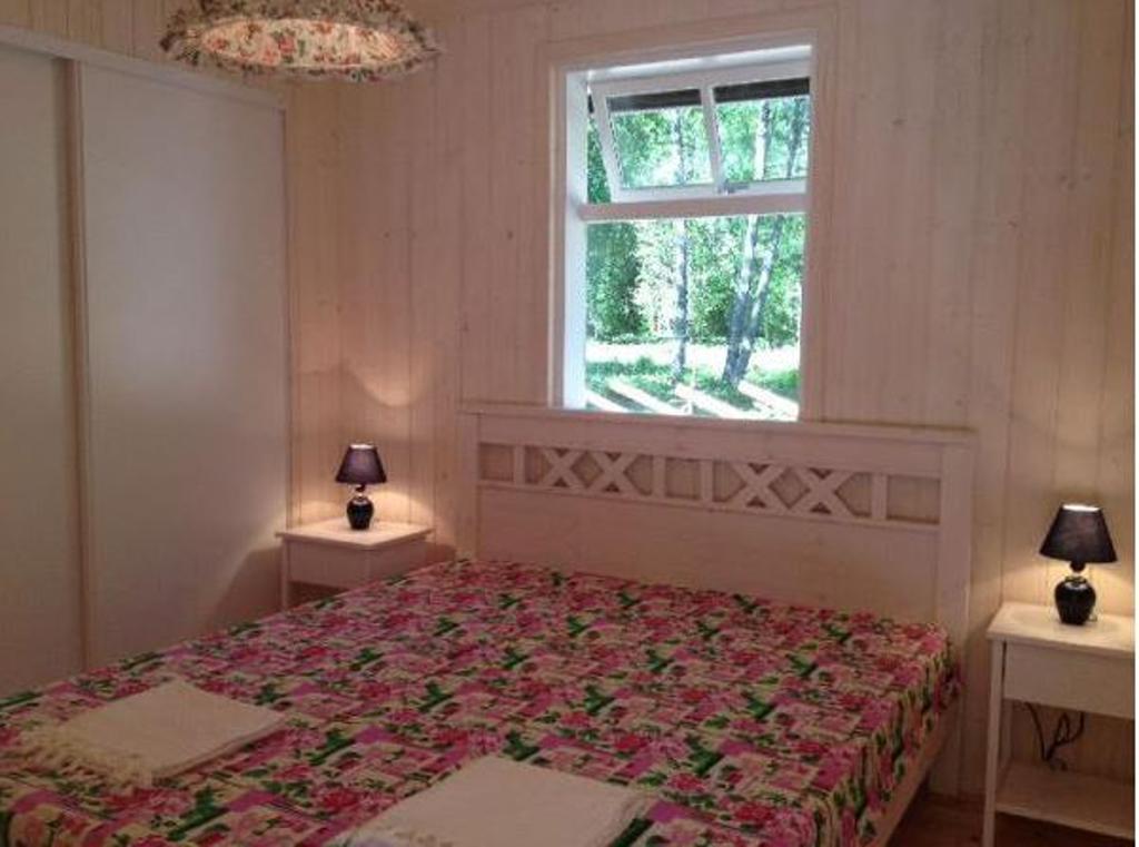 Tirbi Holiday House Kassari Rum bild